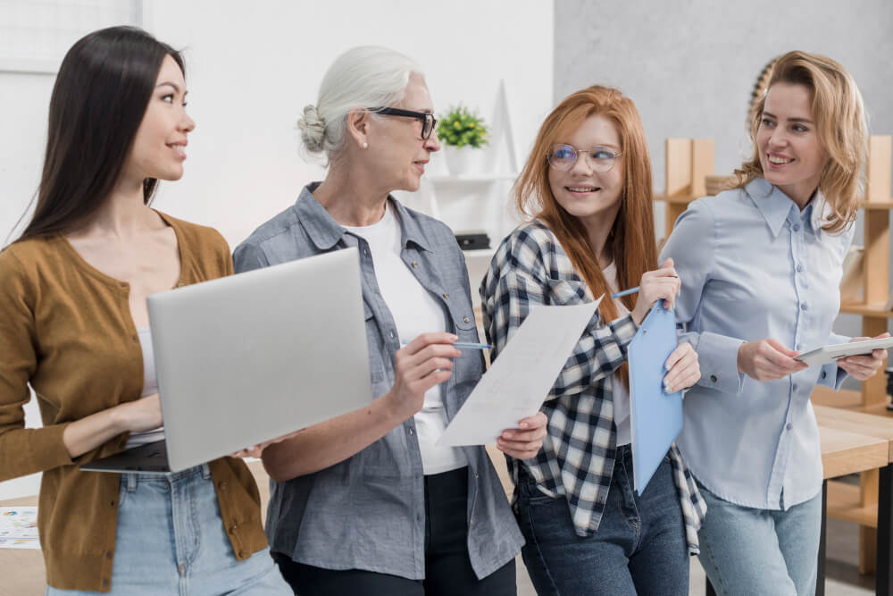 Cómo atraer y retener talento femenino en tu empresa